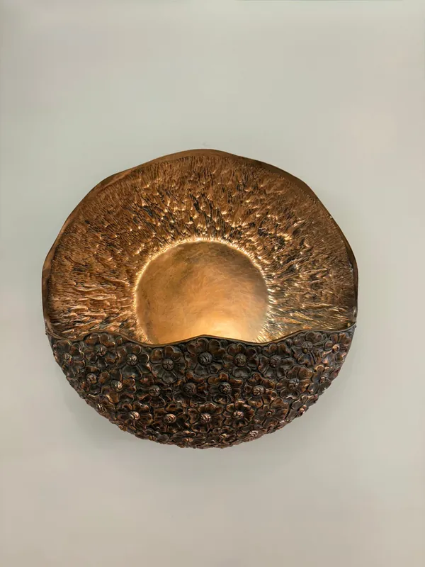 Applique murale en bronze sculptural Trebol