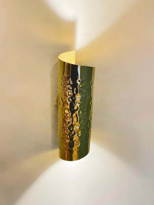 Aplique de pared de latón RIVES