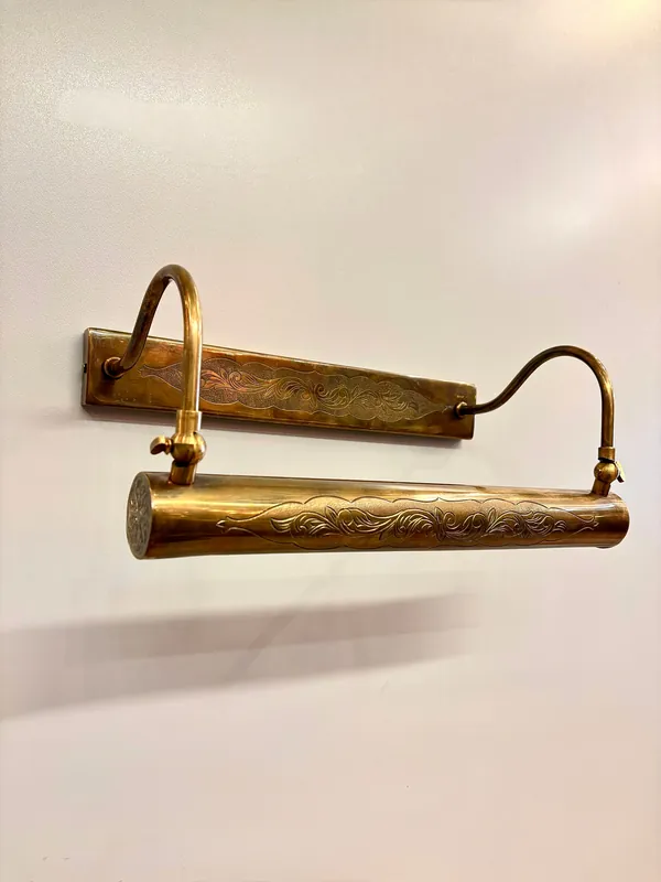 Aplique de pared de fundición de latón ASKITES