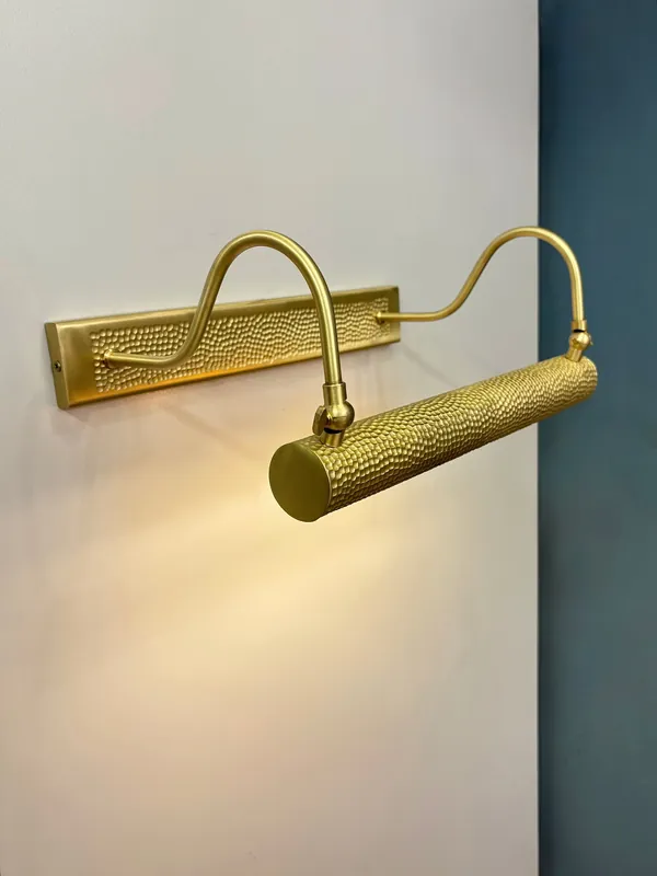 Aplique de pared de fundición de latón ASKITES