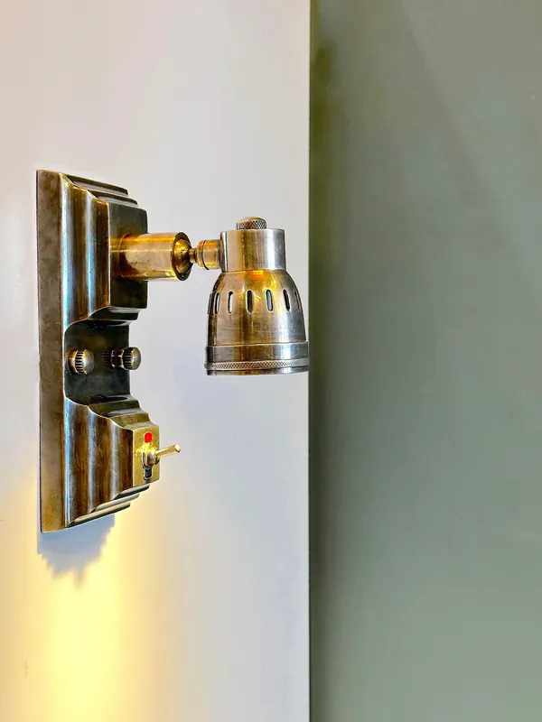 QUNTA Aan\\/Uit Messing Wandlamp