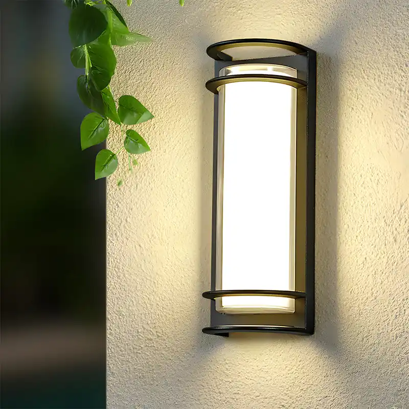 Applique murale d'extérieur à LED semi-cylindrique simple et moderne