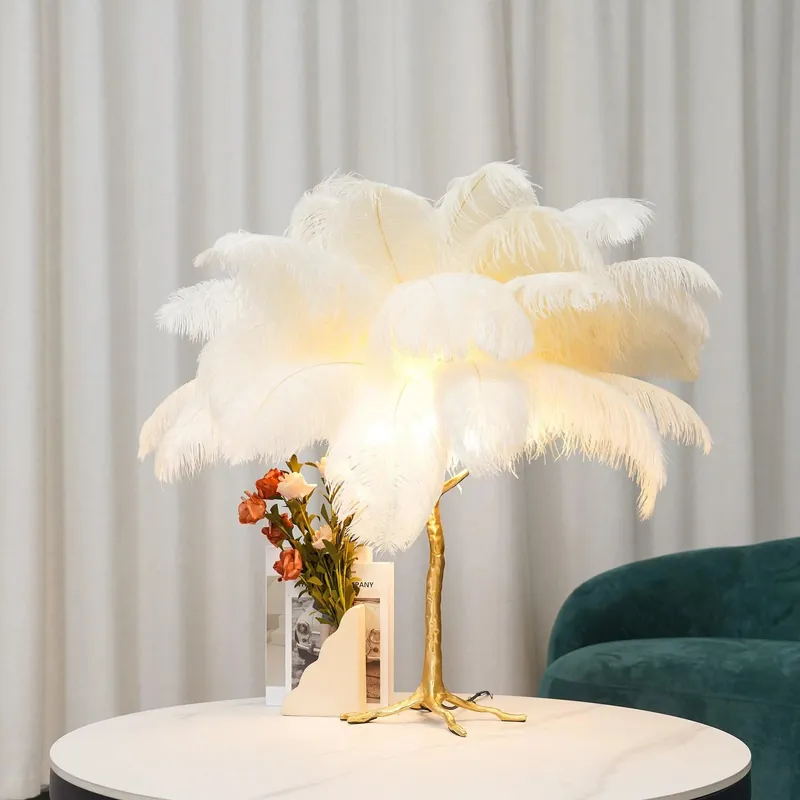 Gefiederte Eleganz-Tischlampe