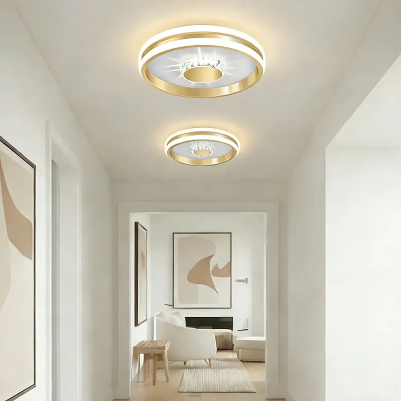 Modern chic taklampa i kristall
