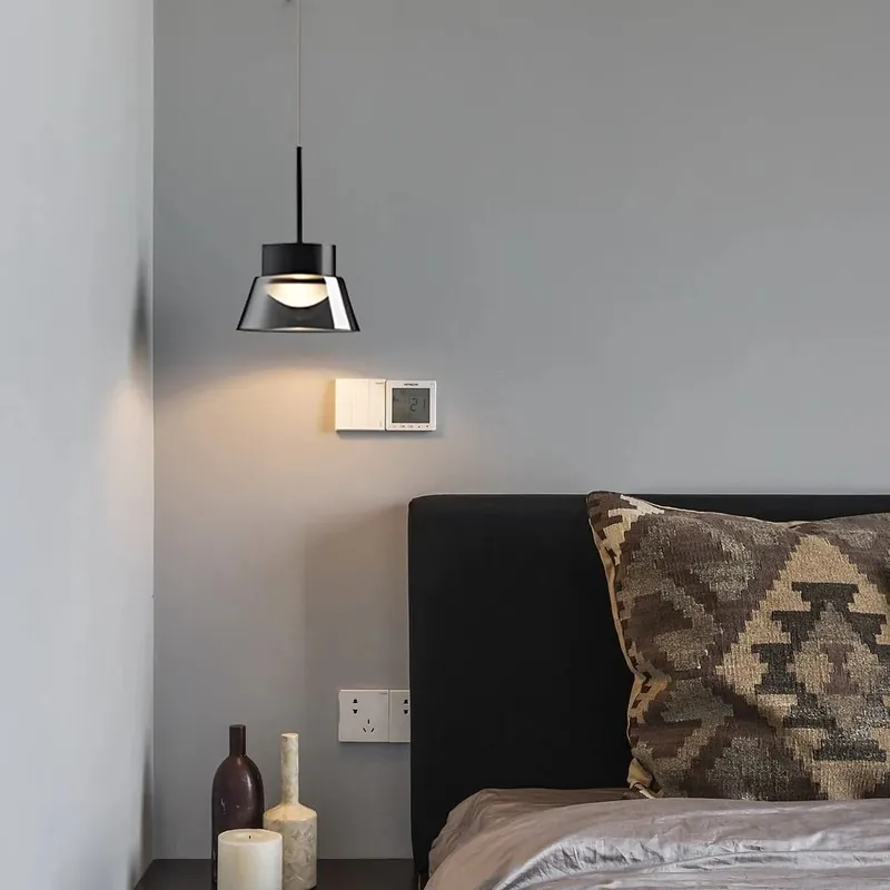 Italiensk minimalistisk taklampa i glas