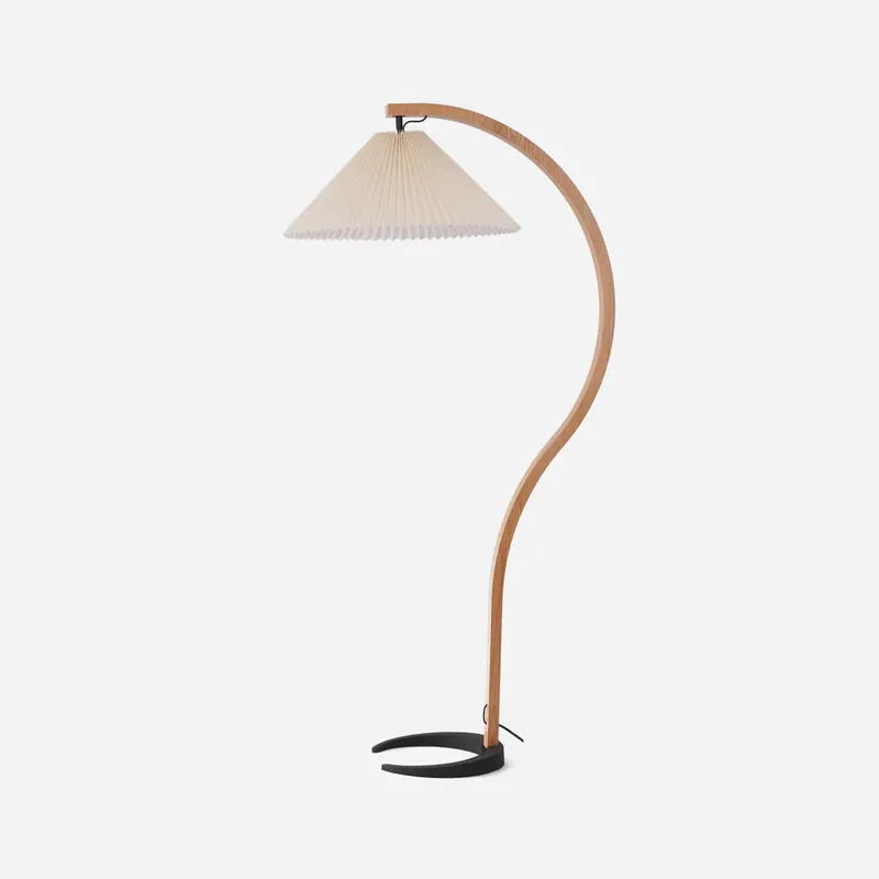 Retro Scandic Arc golvlampa i metall