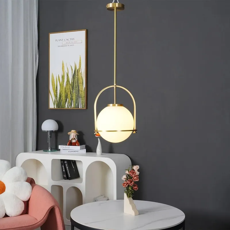 Elegant rund taklampa i glas